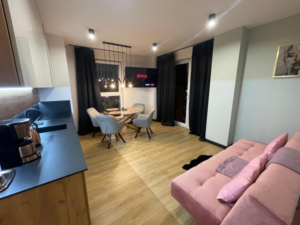 Kobiela Apartments Debowe Tarasy 카토비체 외부 사진